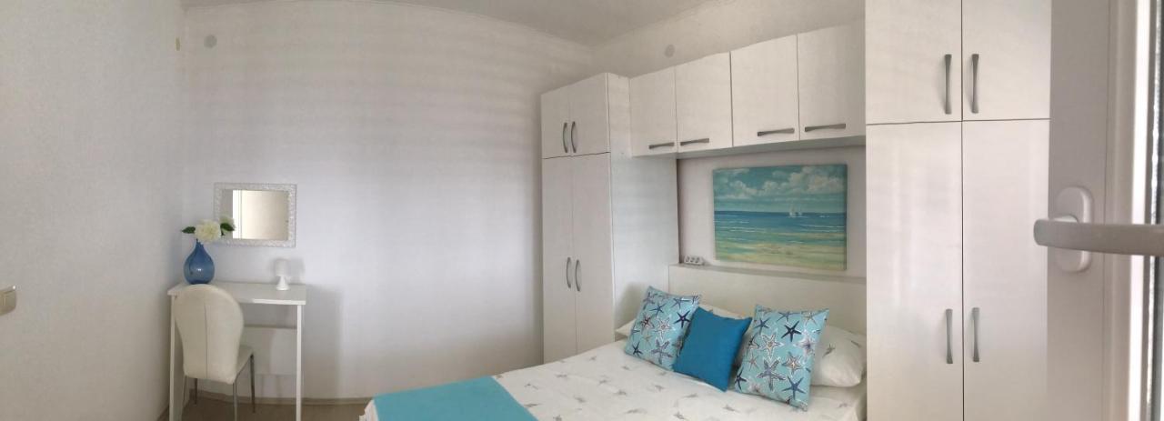 Lux Apartments Корчула Экстерьер фото